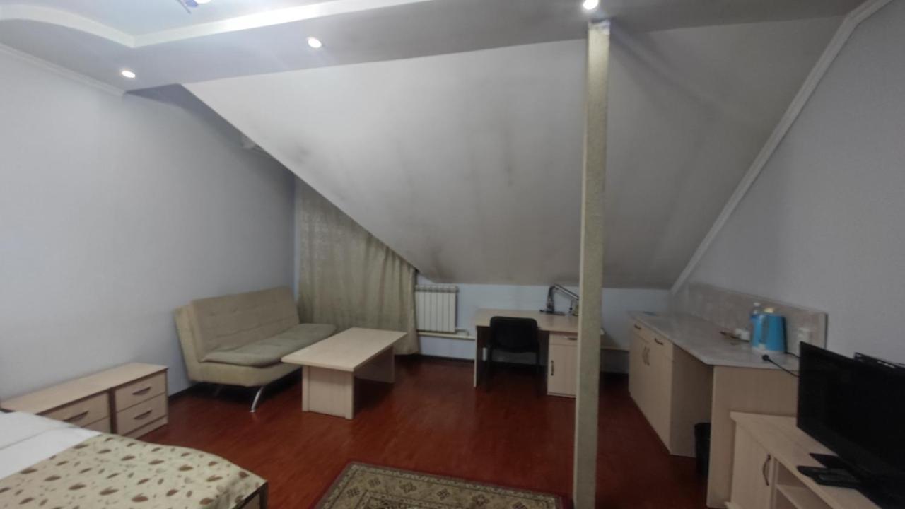 Bishkek Villa Hotel Luaran gambar