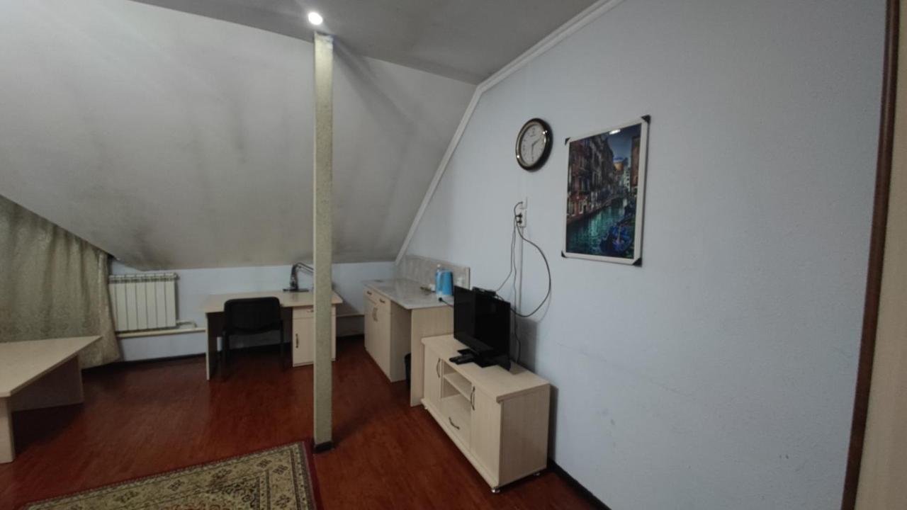 Bishkek Villa Hotel Luaran gambar