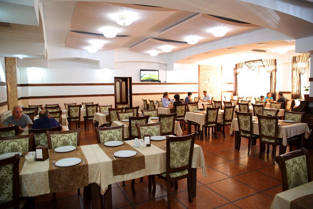 Bishkek Villa Hotel Luaran gambar